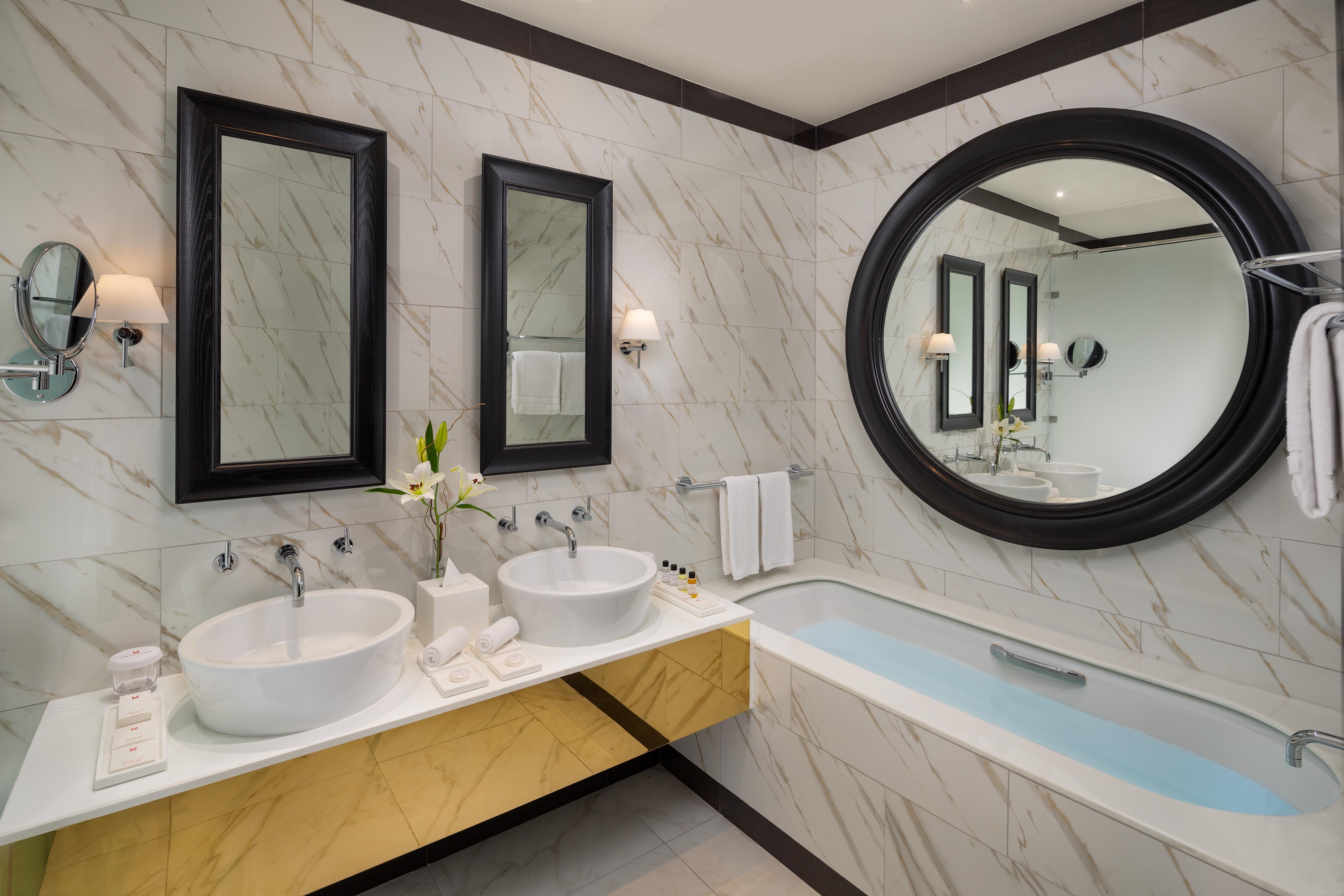 Aparthotel Millennium Atria Business Bay Dubai Exterior foto Bathroom