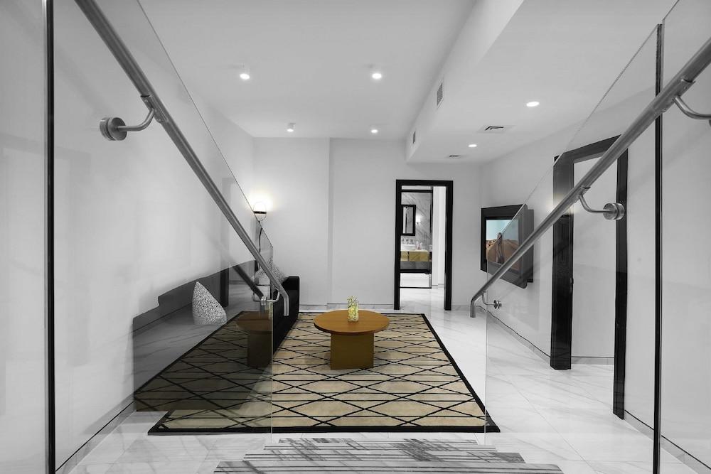 Aparthotel Millennium Atria Business Bay Dubai Exterior foto Interior of the house